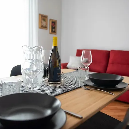 Laurus شقة تراباني