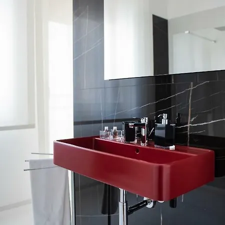 Laurus Apartment